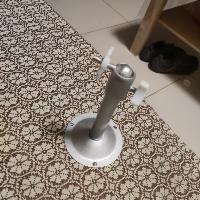 מתקן לקיבוע מקרן לתקרה