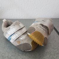 נעלי טרום הליכה לתינוק
