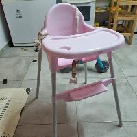 למסירה כסא אוכל לתינוק